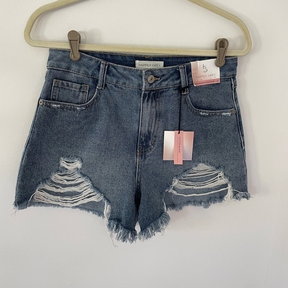 Happily Grey juniors distressed jeans size 7/28 NWT - Picture 1 of 5